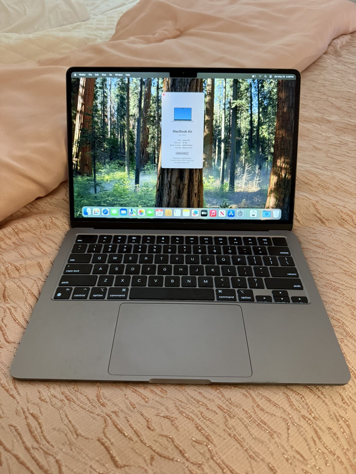 Apple MacBook Air 2022 M2 16 GB Memory 1 TB SSD + AppleCare