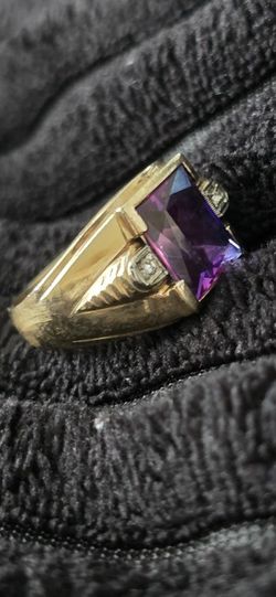 Size 11 10k Amethyst 8.66 Grams