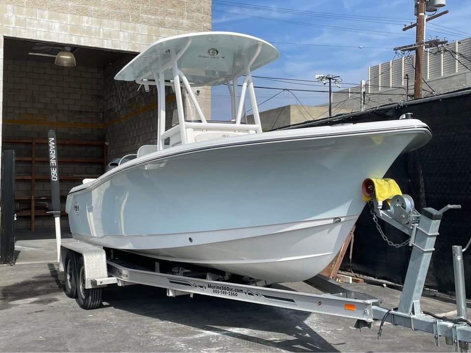 2021 Sea Hunt 22’ 219 Ultra Boat