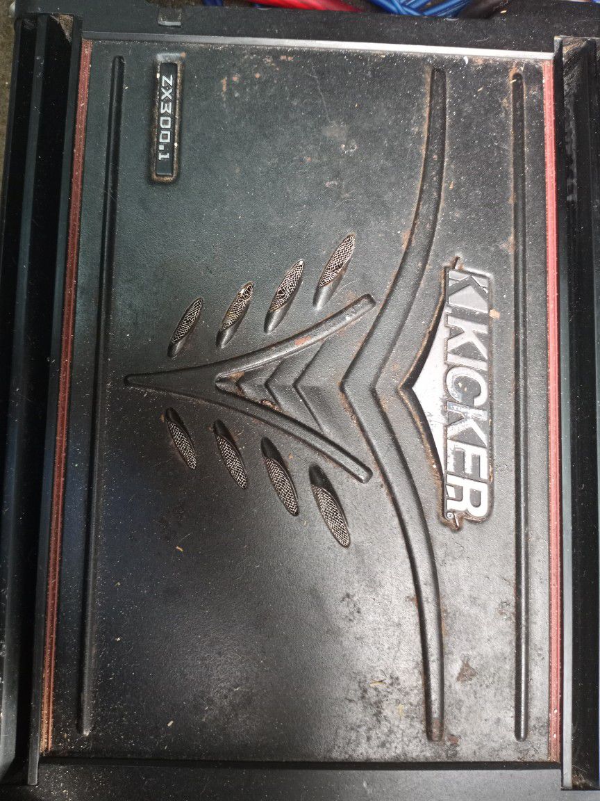 Kicker 12"subs  with Original  Box + kicker  Amplifier BASS 🔊 🔊 