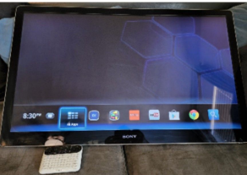 LAPTOP AND TELEVISION COMBO