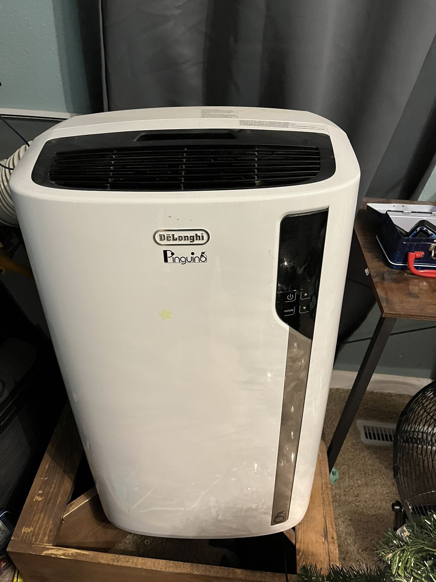 Pinguino Compact Portable Air Conditioner, 500 sq. ft.