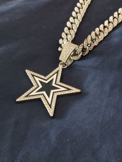 Dallas Cowboys Rhinestone Pendant with Iced Out Necklace