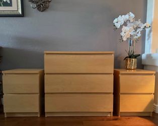 Dresser + matching nightstand set