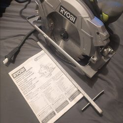 RYOBI
15 Amp Corded 7-1/4 in. Circular Saw with EXACTLINE Laser Alignment System, 24T Carbide Tipped Blade