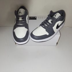 WMNS Air Jordan 1 Low Retro Size-W10/M8.5 