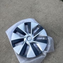 Tesla hubcaps 19”