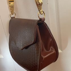 Small Purse 9”x8”. Belt Long 21”