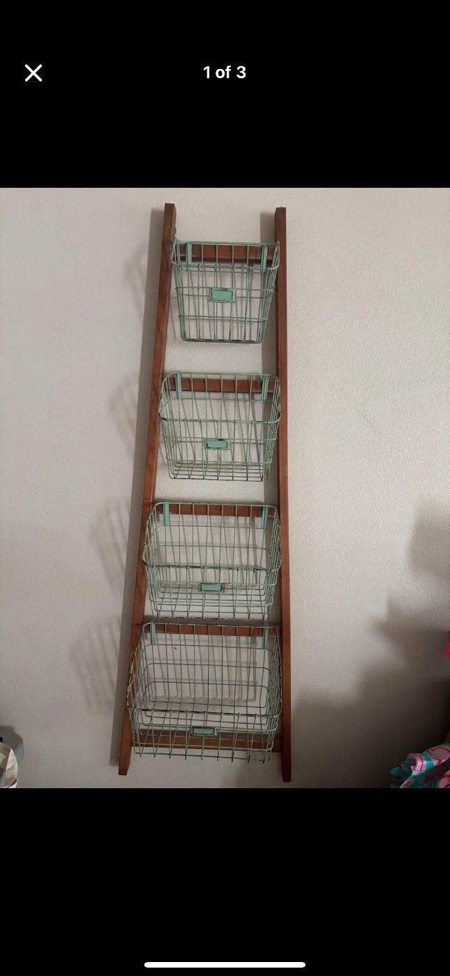 Hanging Ladder Basket Shelf