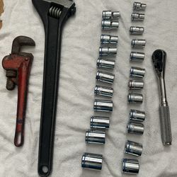 18” USA Wrench, Sockets, Tools 