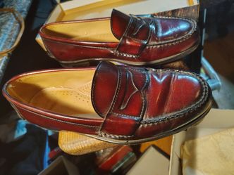 Vintage G.H. Bass Weejuns Size 9D Burgundy Leather Penny Loafers