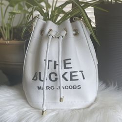 Bucket Bag 