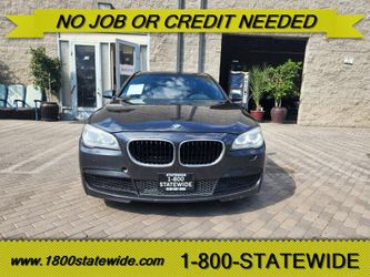 2015 BMW 740i