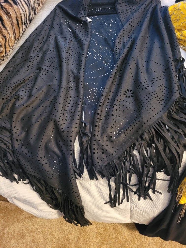 WOMANS SKIRT SET