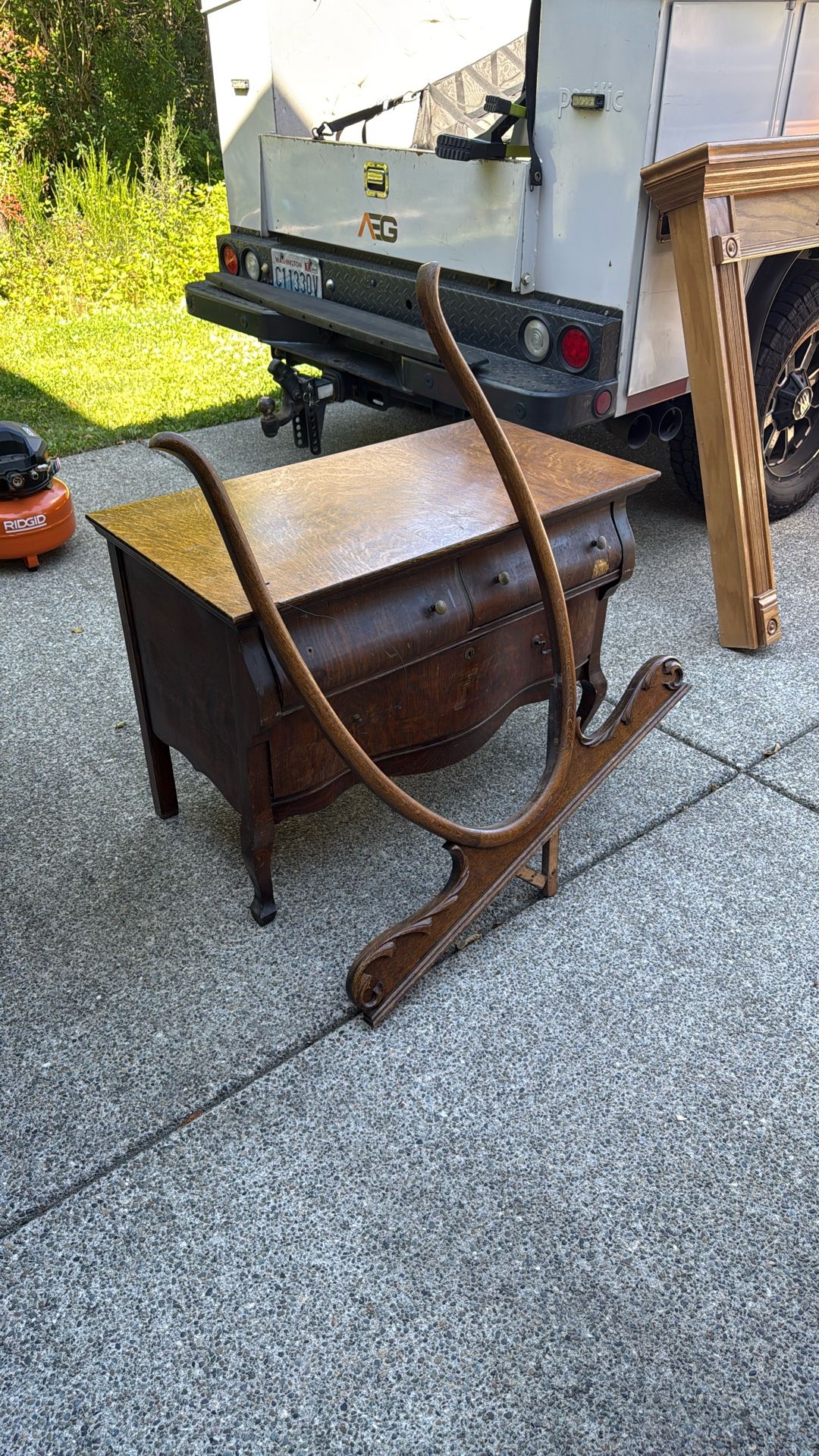 Old Dresser