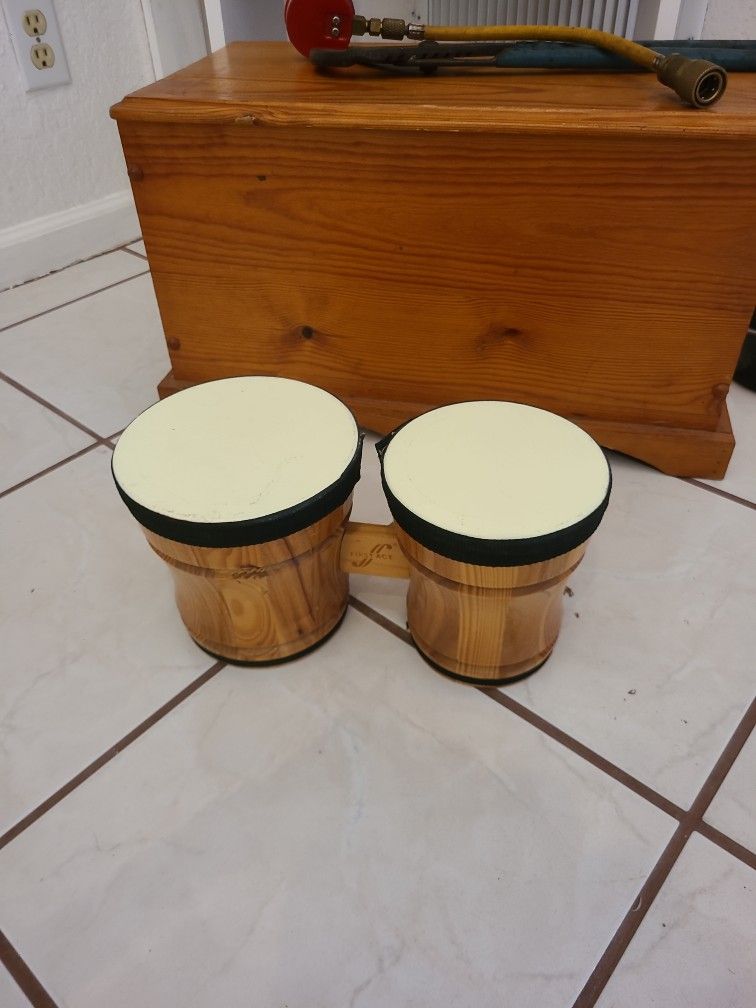 First Act Bongo Set