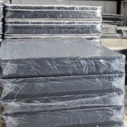 Queen Size New Box Spring Can Deliver 