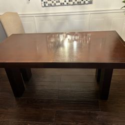 Dinning Table 