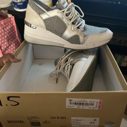 Michael Kors 9.5