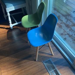 Kids/toddler Chairs