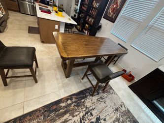 Counter Height Dining Table with Stools