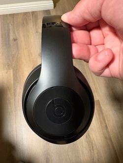 Head phones