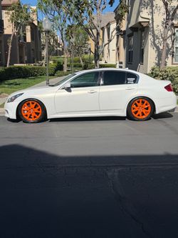 2012 Infiniti G37