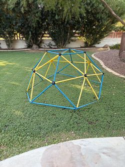 Kids Climbing Dome / Jungle Gym – $100 OBO
