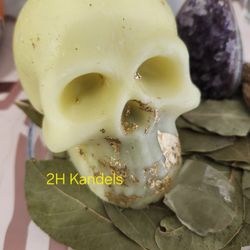 Strong Money & Abundance Skull Candle 