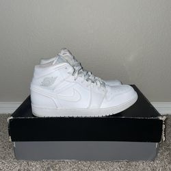 Nike Air Jordan 1 Retro White Mens Size 10
