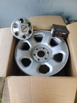 6 Lug Titan Wheels 17'