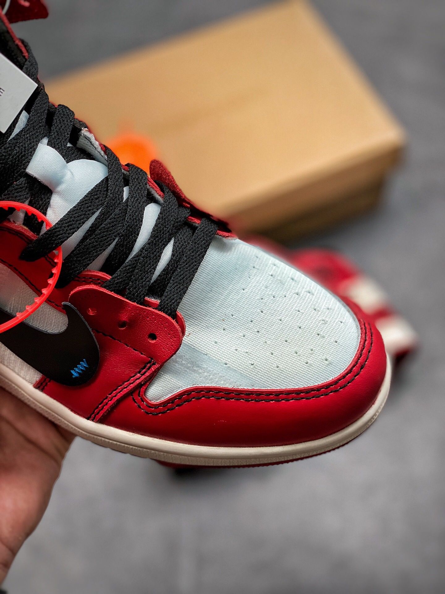 Jordan 1 Retro off White Chicago P1