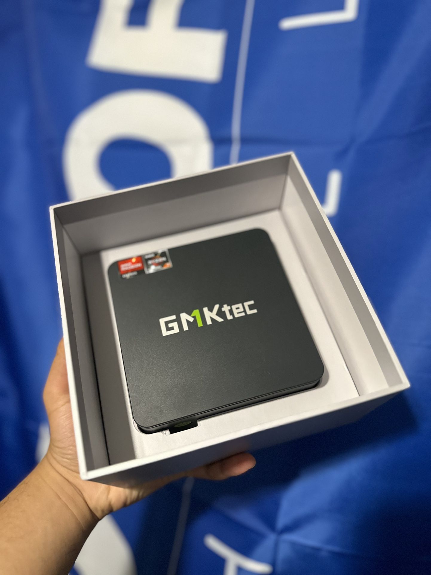 GMKTEC Mini PC Ryzen 7 5825U , 32GB RAM, 1TB SSD