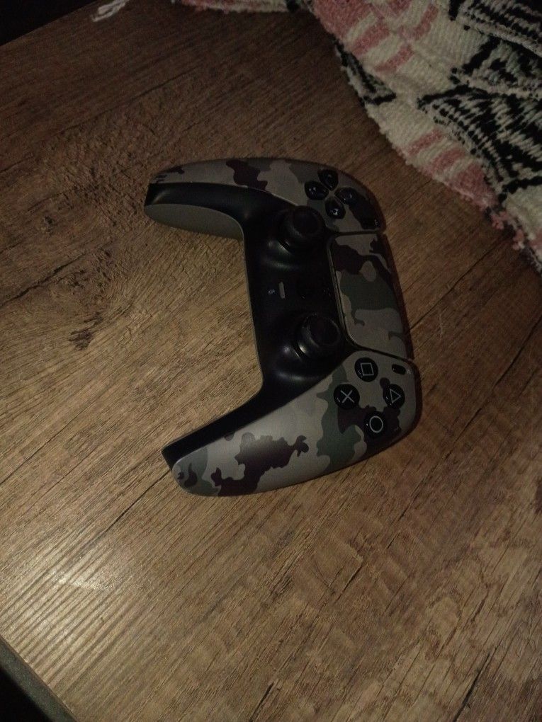 Soldier PS5 Controller
