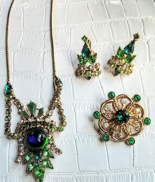 Vintage Jewelry