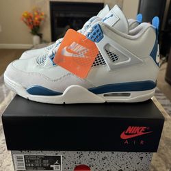 Air Jordan 4 Retro