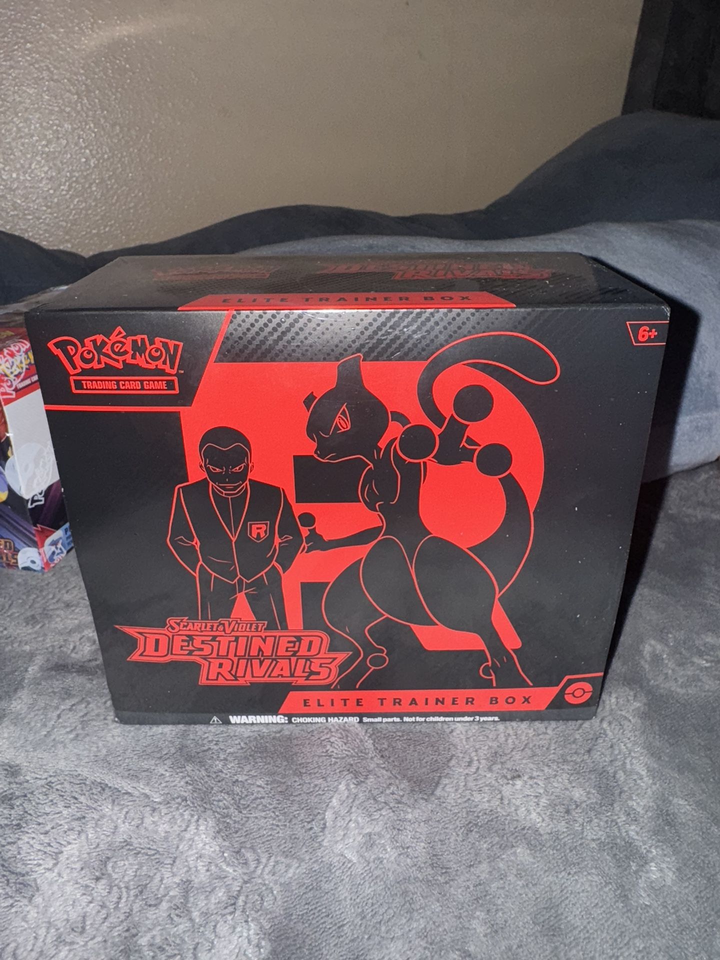 Pokémon Destined Rivals ETB