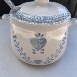 VINTAGE BLUE HEART SOUP TUREEN 