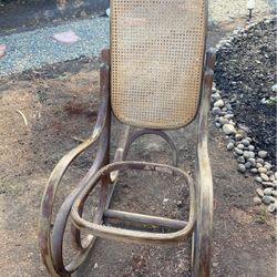 Vintage Rocking Chair 