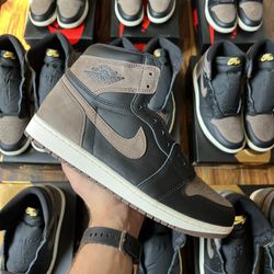 Jordan 1 Retro High OG ‘Palomino’ 