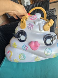 Poopsey Puitton Purse