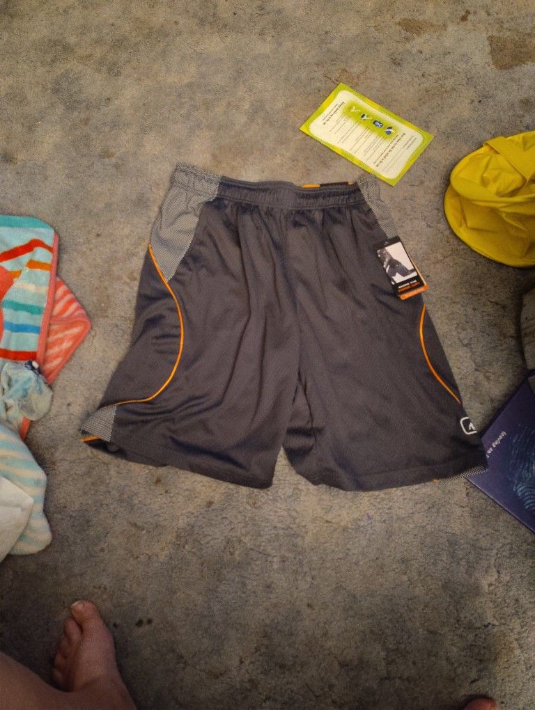 New With Tag's And1 Men's Medium Casual Shorts