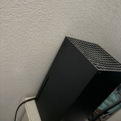Xbox S With 1 Terabyte 