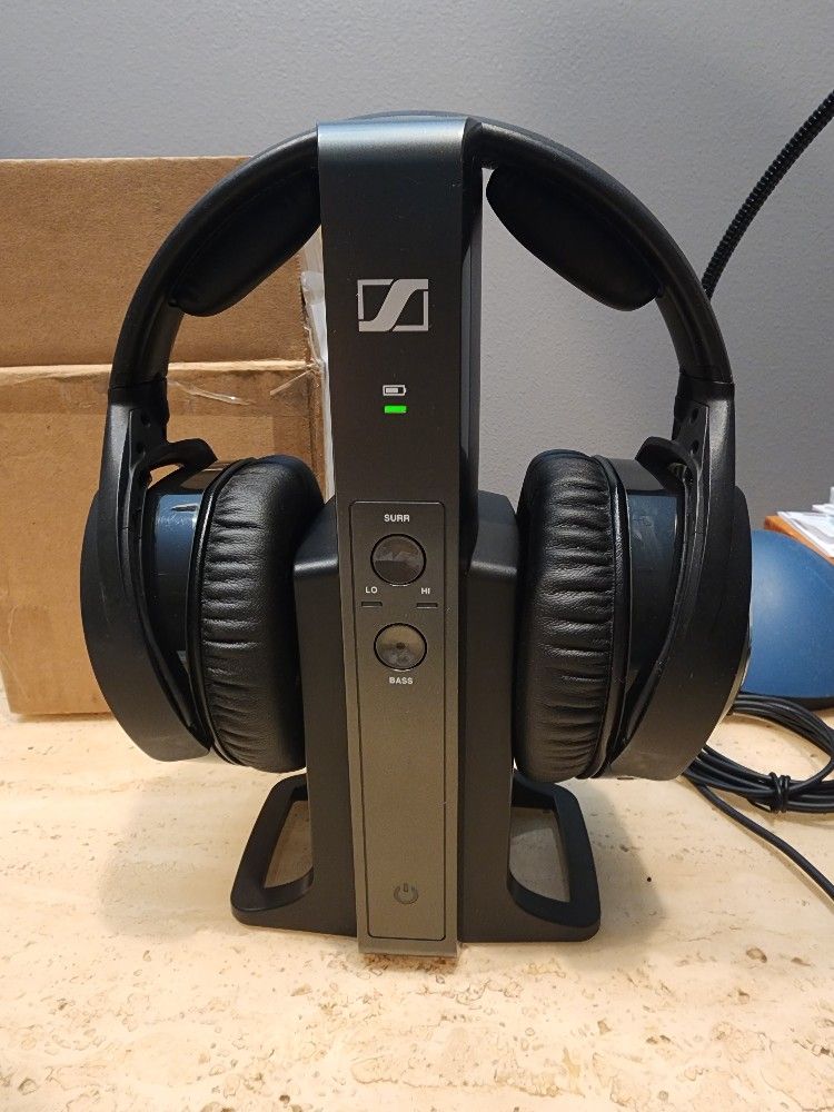 Sennheiser RS 175 RF Wireless Headphone System