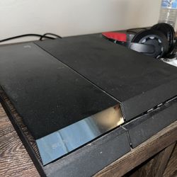PS4