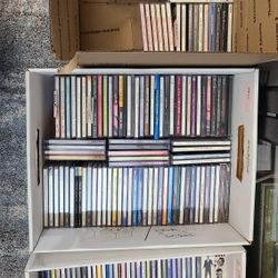 Huge Lot Of Over 200 Vintage Cds