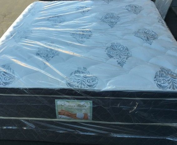 Brand New Queen Size Pillowtop Mattress Included Box Spring