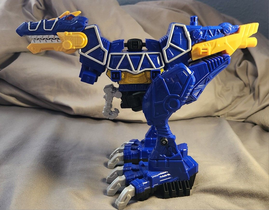 Mighty Morphin Power Rangers Dino Super Charge Deluxe Zord Mega blue