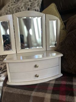 Jewelry Box With Music