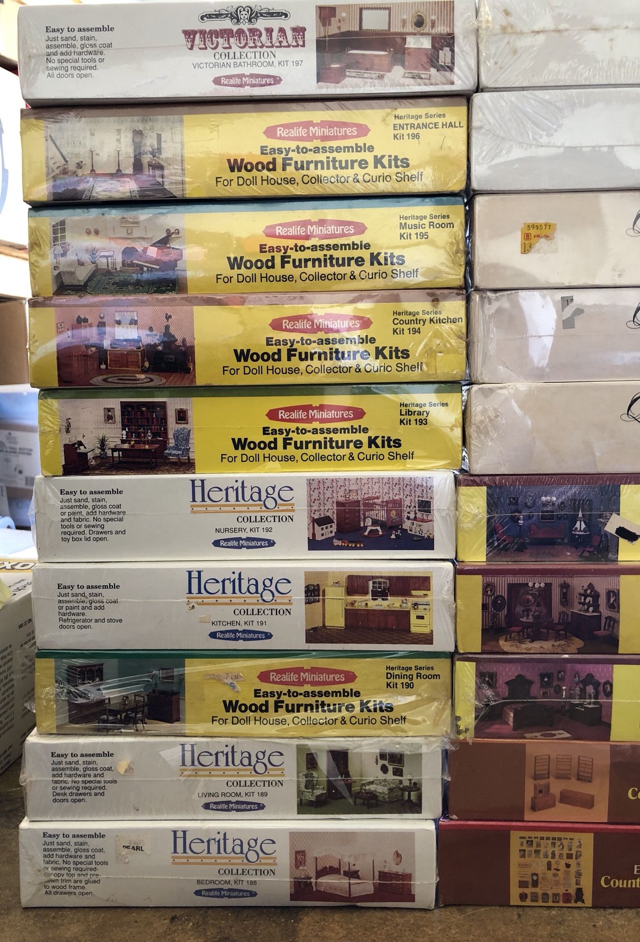 Realife cheap miniatures kits